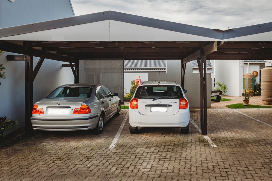 1 Bedroom Property for Sale in Blue Mountain Village Western Cape